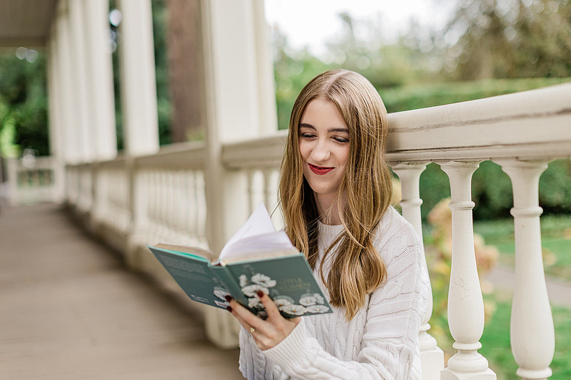 Girl senior at Fort Vancouver