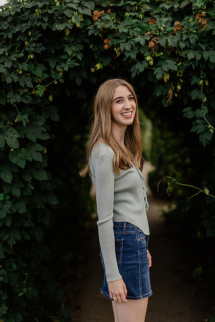 Girl senior at Fort Vancouver