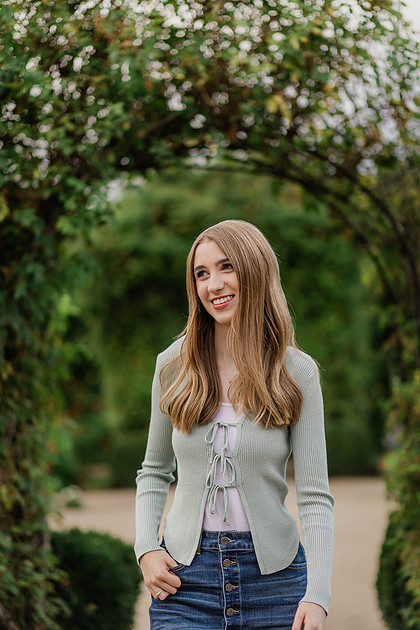 Girl senior at Fort Vancouver