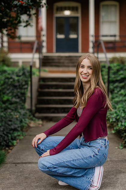 Girl senior at Fort Vancouver