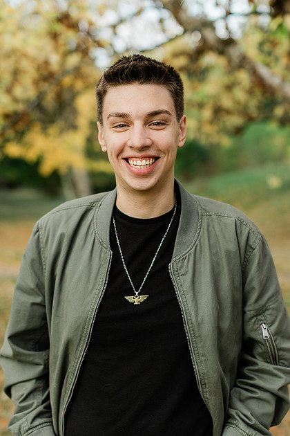Male senior photos in late fall 