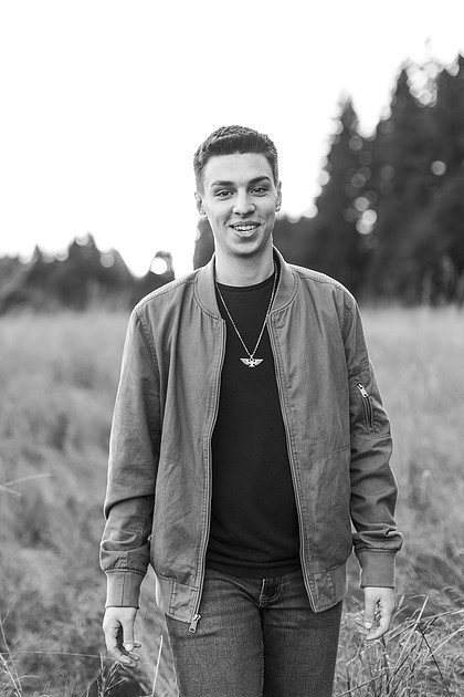 Male senior photos in late fall 