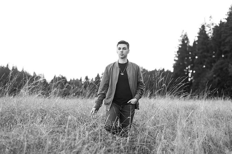 Male senior photos in late fall 