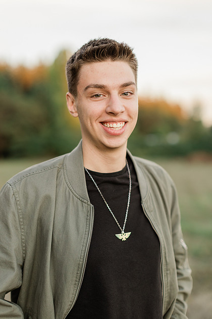 Male senior photos in late fall 