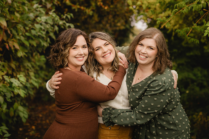 Grown friends and little friends in the fall