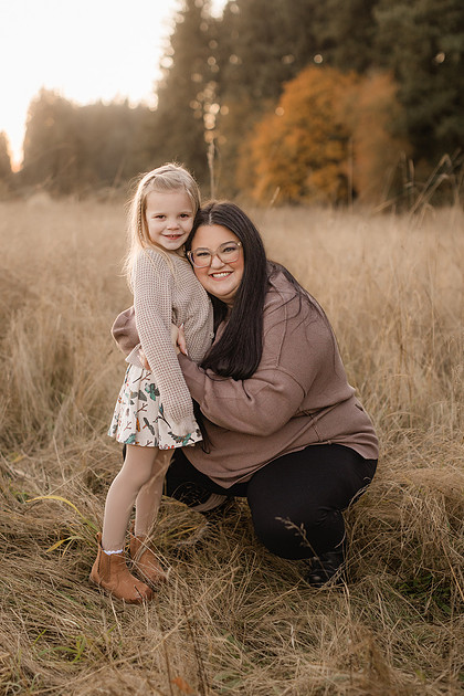 Family of 5 in the Fall in Vancouver, WA