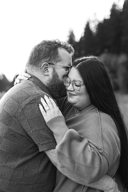 Family of 5 in the Fall in Vancouver, WA