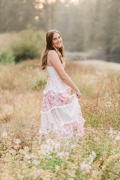Senior girl portraits by the Lewisville River