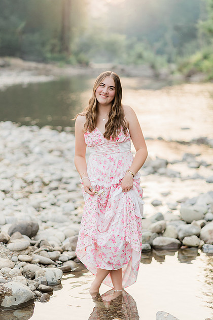 Senior girl portraits by the Lewisville River