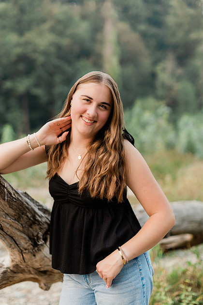Senior girl portraits by the Lewisville River
