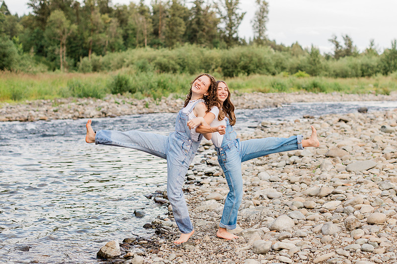 best friend senior photos