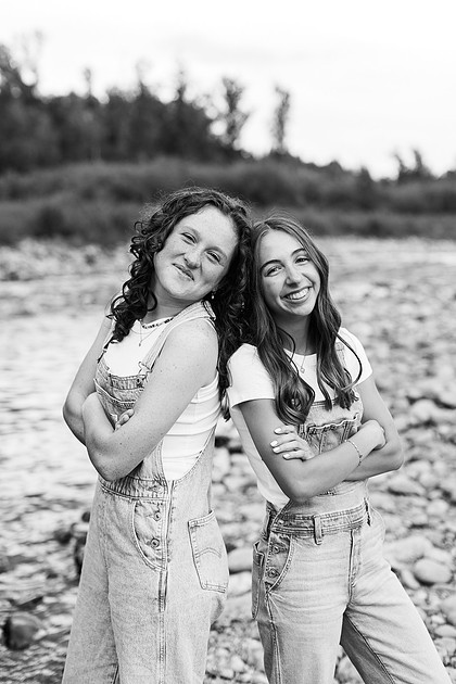 best friend senior photos