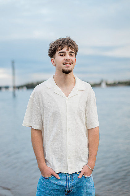 Senior boy by the Columbia River in downtown Vancouver, WA