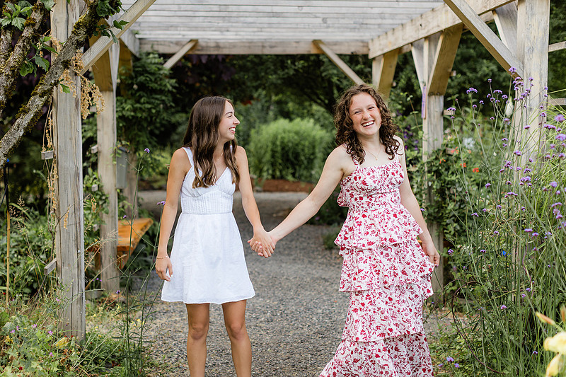 best friend senior photos