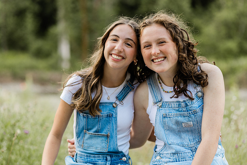 best friend senior photos